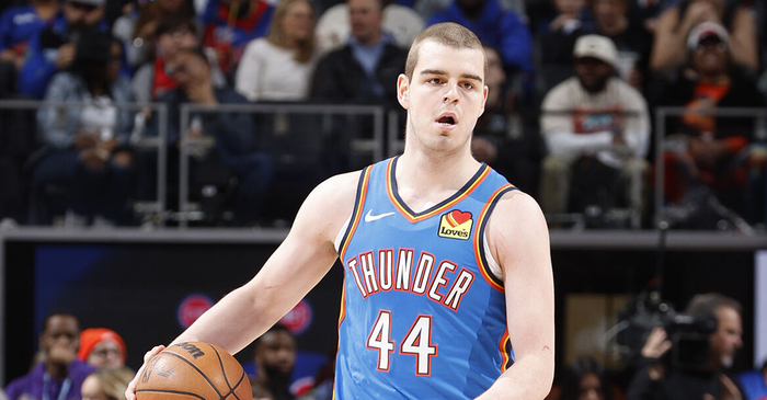 世界杯官方直播软件安装-阿杰-米切尔谈托皮奇回归：他一名非常坚韧的球员|雷霆|北京|俄克拉荷马雷霆队|多诺万-米切尔|nba_新浪体育_新浪新闻